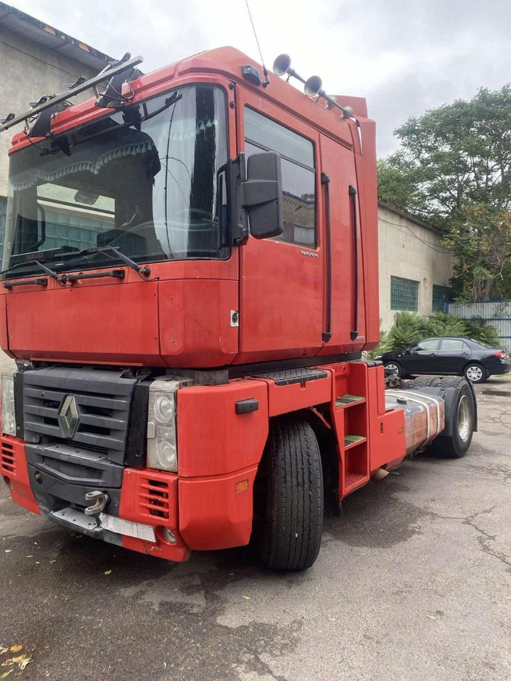 RENAULT Magnum 480 - شاحنة جرار: صور 4 RENAULT Magnum 480 - شاحنة جرار: صور 4