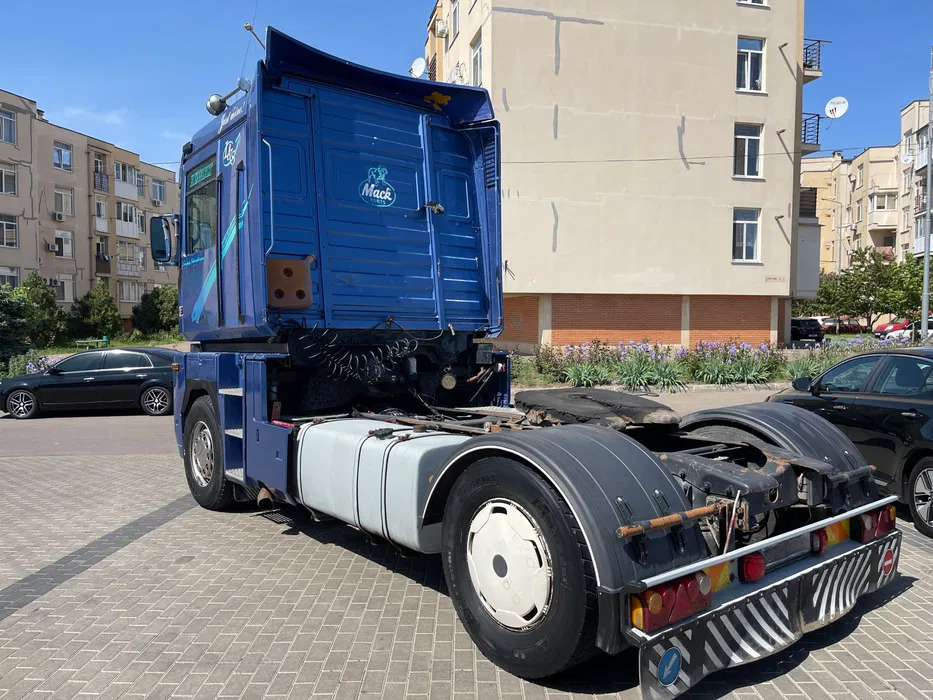 RENAULT Magnum 480 - شاحنة جرار: صور 4 RENAULT Magnum 480 - شاحنة جرار: صور 4