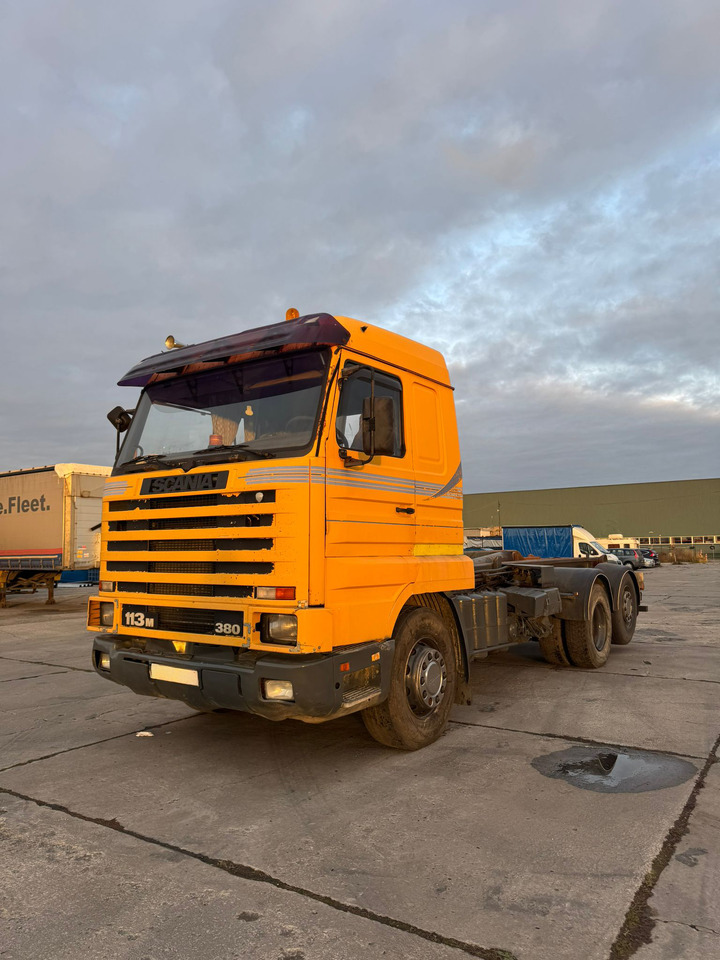 SCANIA 113M 380 - شاحنة جرار: صور 3 SCANIA 113M 380 - شاحنة جرار: صور 3