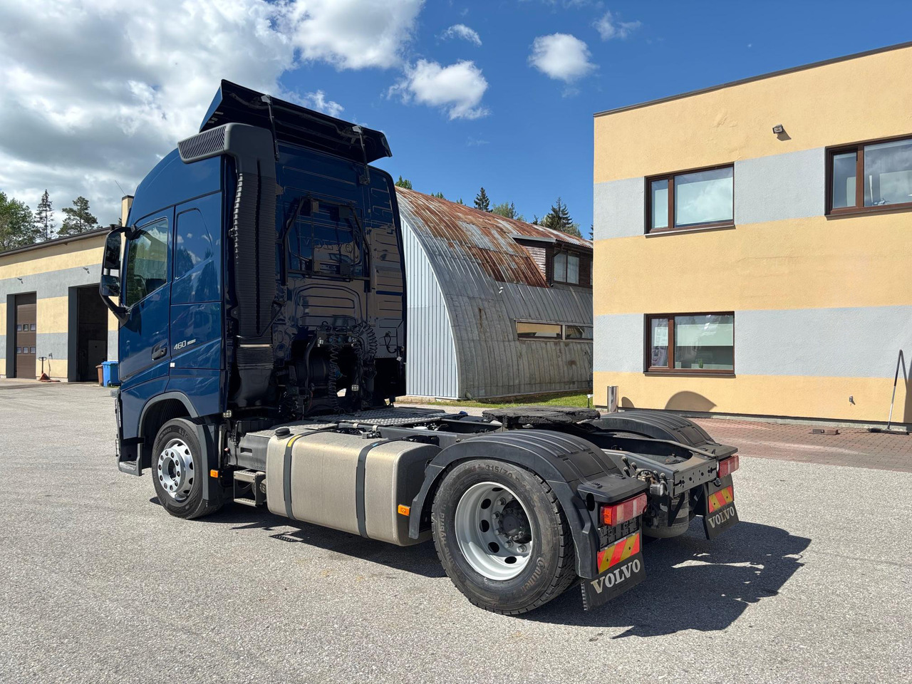 VOLVO FH460 - شاحنة جرار: صور 5 VOLVO FH460 - شاحنة جرار: صور 5