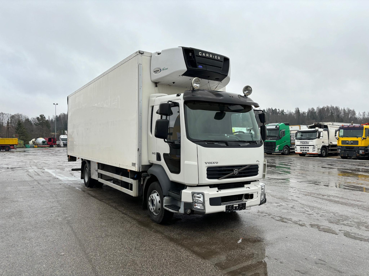 VOLVO FL 240 - مبردة شاحنة: صور 1 VOLVO FL 240 - مبردة شاحنة: صور 1