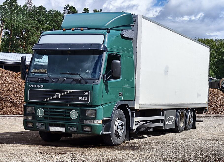 VOLVO FM12 - بصندوق مغلق شاحنة: صور 2 VOLVO FM12 - بصندوق مغلق شاحنة: صور 2