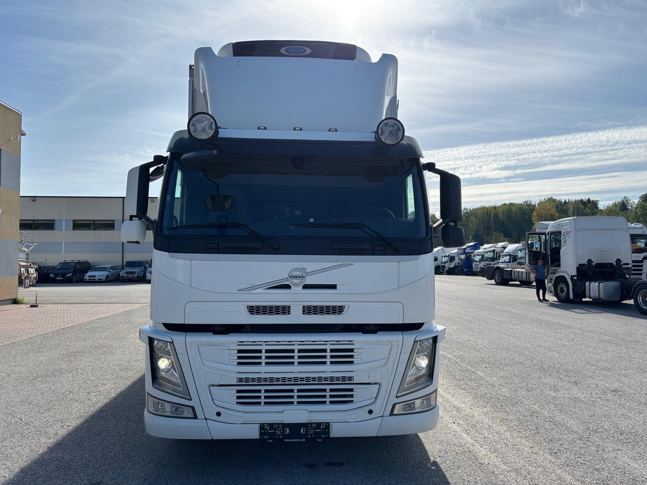 VOLVO FM460 - مبردة شاحنة: صور 3 VOLVO FM460 - مبردة شاحنة: صور 3