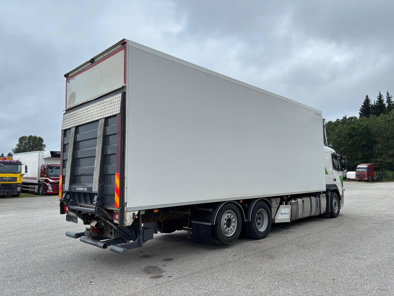 شاحنة VOLVO FM460: صور 8
