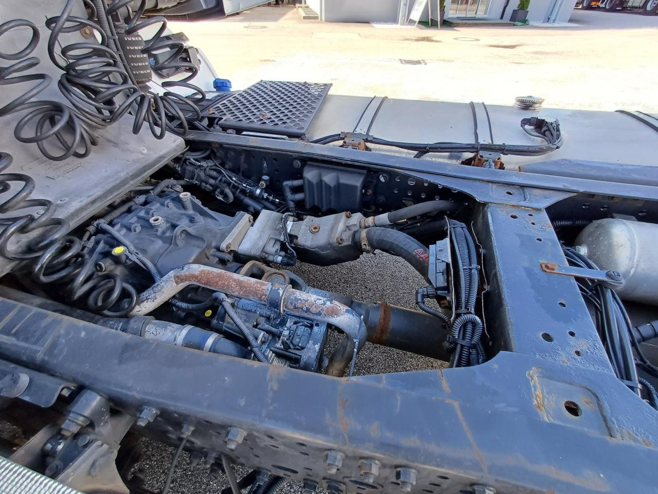 IVECO Stralis AS440S46T/FPLT mit Kipphydraulik Euro6 ZV - شاحنة جرار: صور 3 IVECO Stralis AS440S46T/FPLT mit Kipphydraulik Euro6 ZV - شاحنة جرار: صور 3