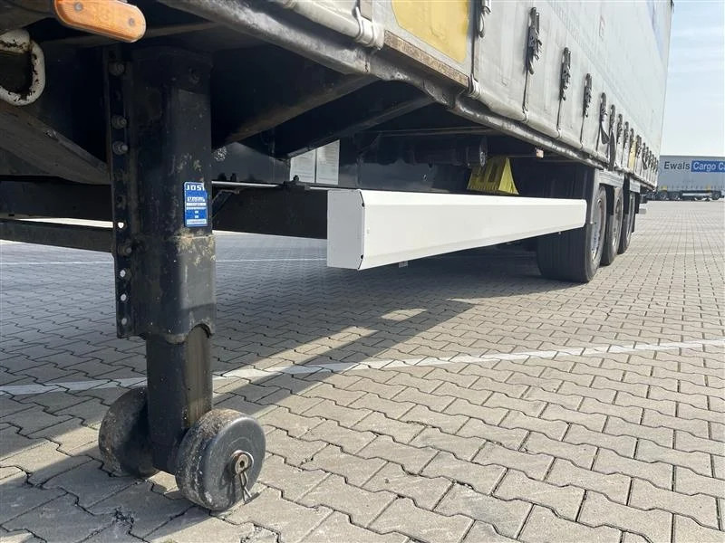 Krone 150x 2015 XL MEGA P400 HUCKEPACK - بصندوق مغلق نصف مقطورة: صور 5 Krone 150x 2015 XL MEGA P400 HUCKEPACK - بصندوق مغلق نصف مقطورة: صور 5