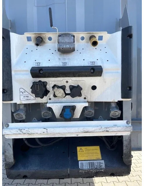 Krone 2023 Krone XL mega hupac flat with damage - بصندوق مغلق نصف مقطورة: صور 3 Krone 2023 Krone XL mega hupac flat with damage - بصندوق مغلق نصف مقطورة: صور 3