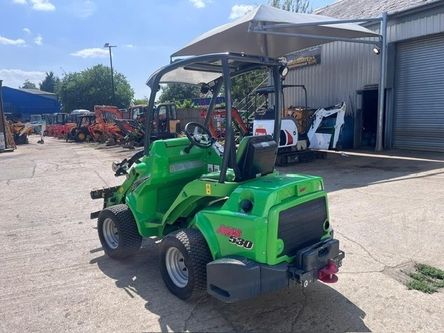 Avant M530 - لودر مفصلي صغير: صور 4 Avant M530 - لودر مفصلي صغير: صور 4