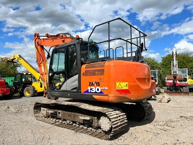 Hitachi ZX 130 LC N-6 - حفارات زحافة: صور 5 Hitachi ZX 130 LC N-6 - حفارات زحافة: صور 5