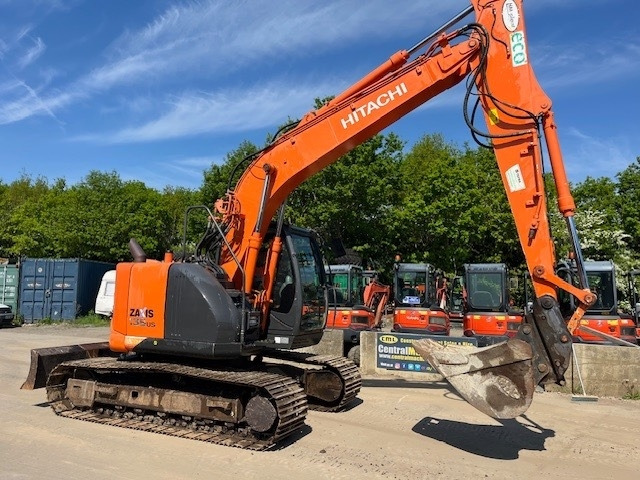 Hitachi ZX 135 US 5-B - حفارات زحافة: صور 2 Hitachi ZX 135 US 5-B - حفارات زحافة: صور 2