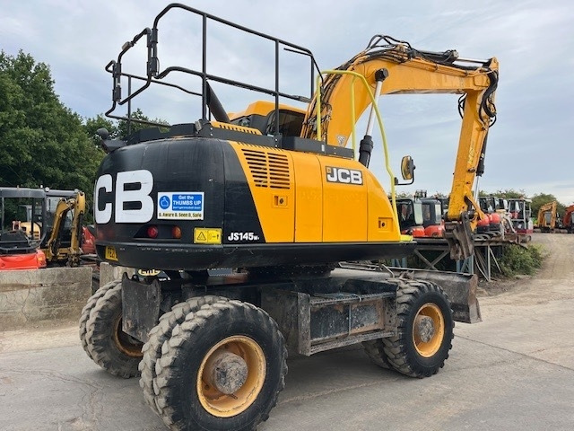 JCB JS 145 W - حفارة على عجلات: صور 3 JCB JS 145 W - حفارة على عجلات: صور 3
