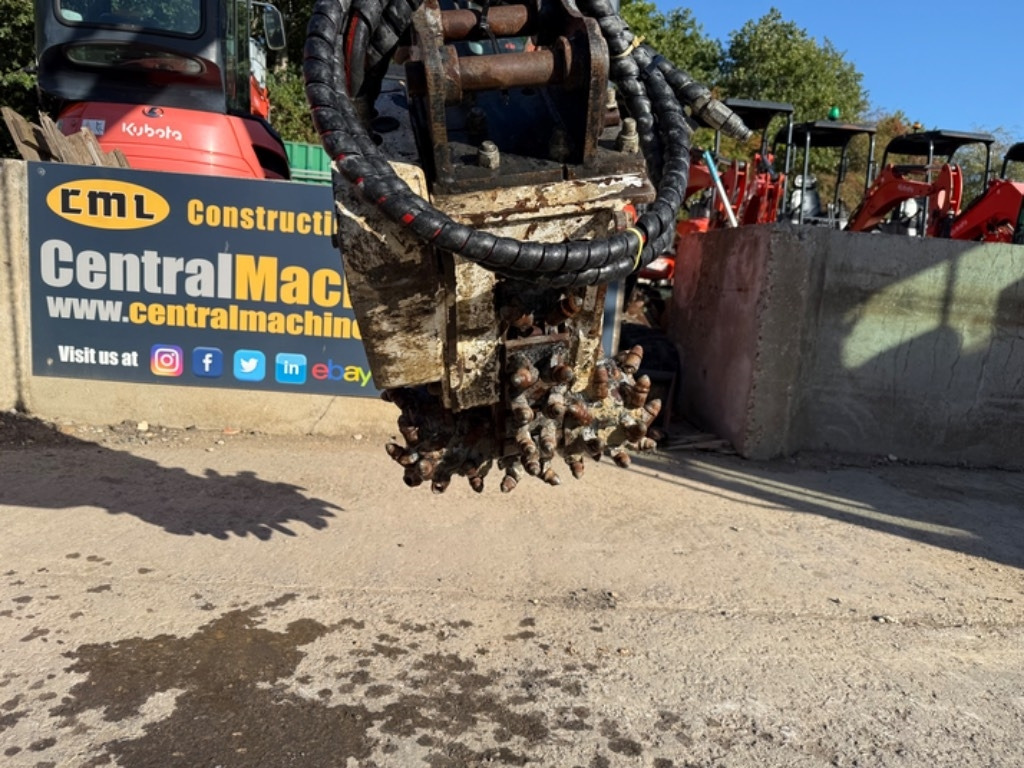 Simex TF100 - خندقکن: صور 5 Simex TF100 - خندقکن: صور 5