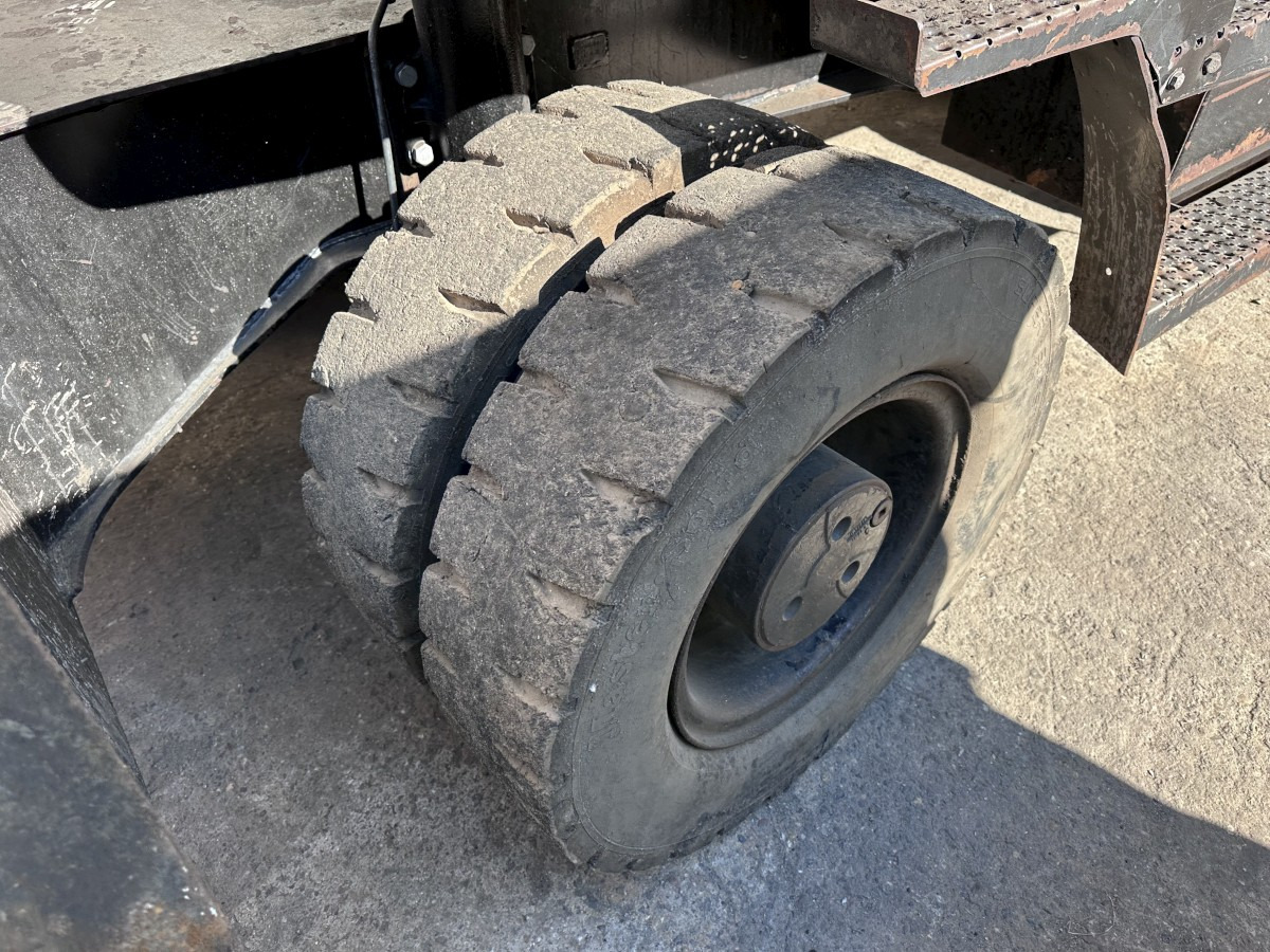 CATERPILLAR M 318 MH mit Greifer Kein 3022 3026 320 322 - حفارة على عجلات: صور 5 CATERPILLAR M 318 MH mit Greifer Kein 3022 3026 320 322 - حفارة على عجلات: صور 5