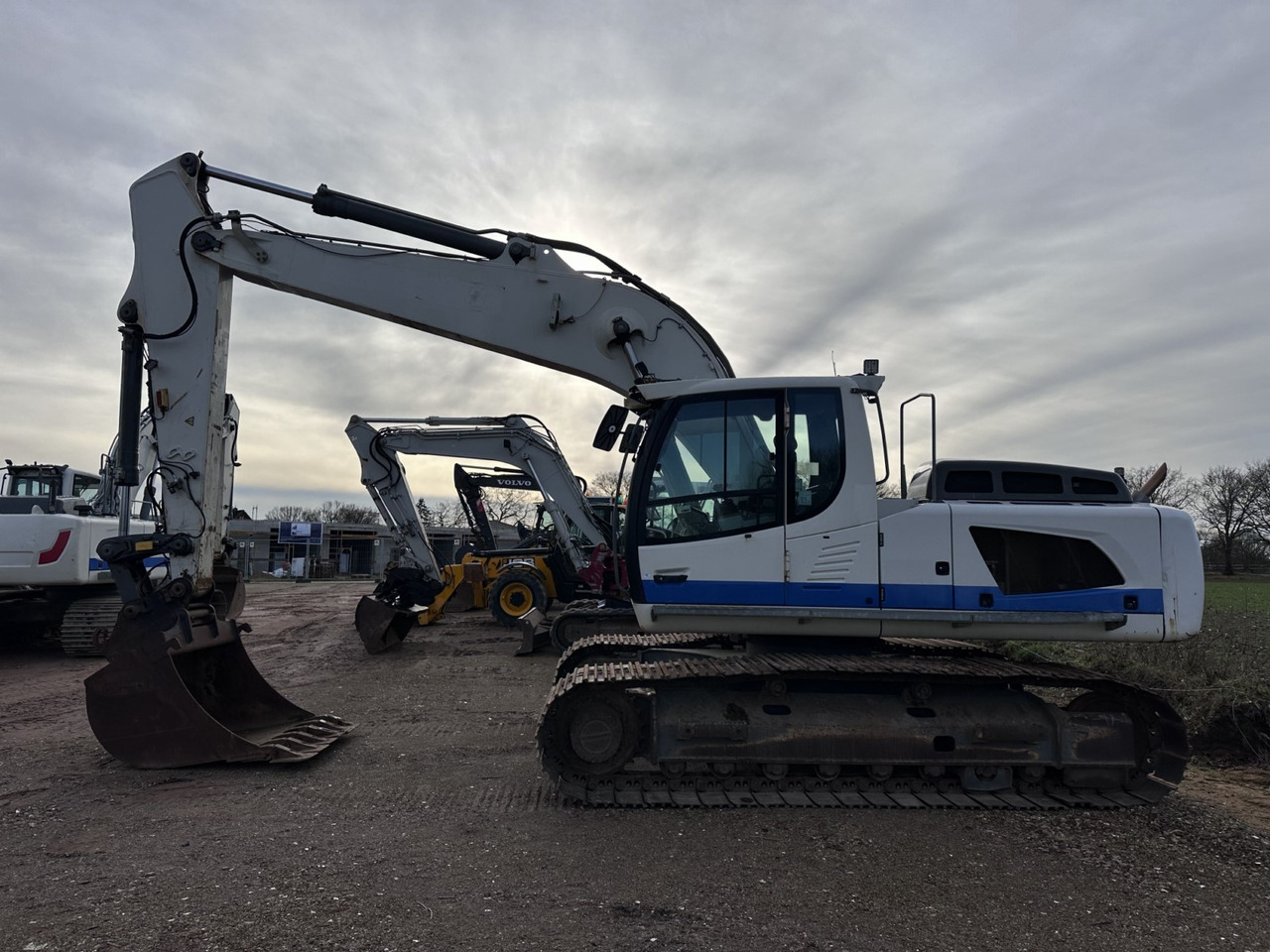 LIEBHERR R 924 LC Top Zustand !!! Kein 914- 916- 920- 926 - حفارات زحافة: صور 1 LIEBHERR R 924 LC Top Zustand !!! Kein 914- 916- 920- 926 - حفارات زحافة: صور 1