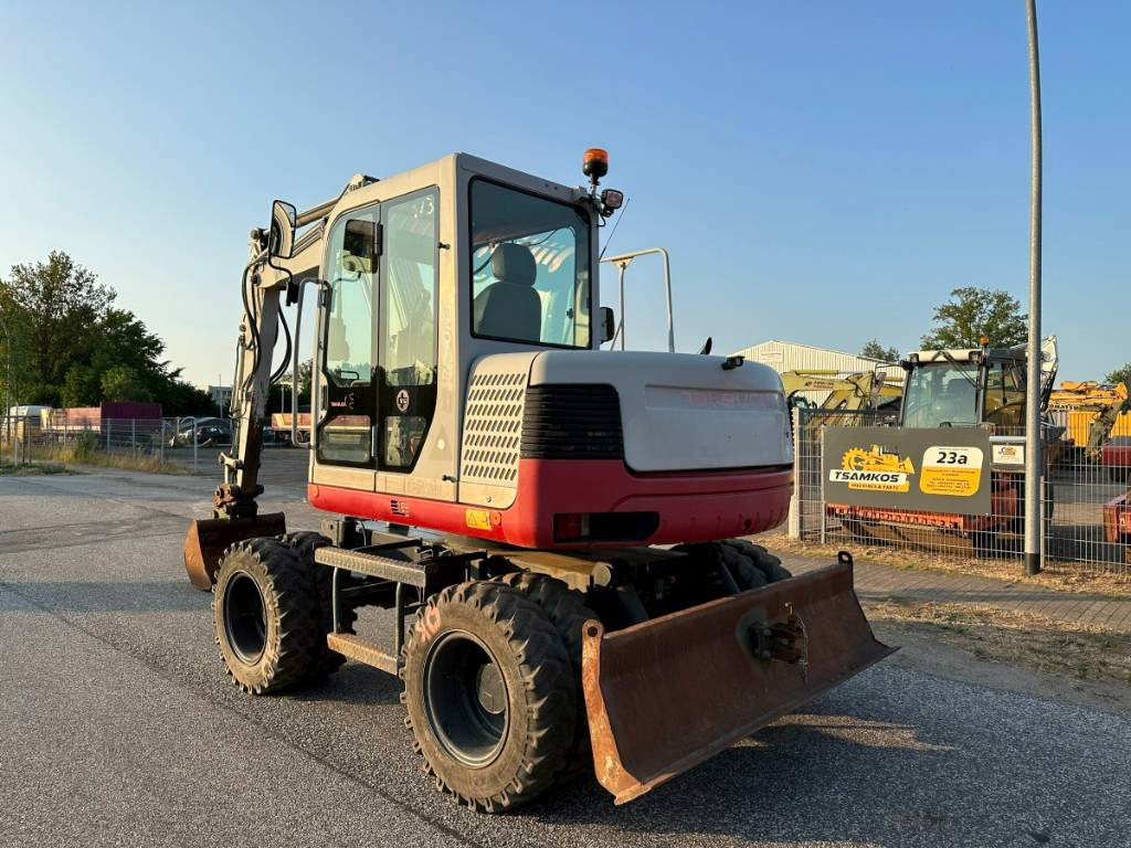 Takeuchi TB 175 W 8,7 ton. Klima Turbo 77 PS - حفارة على عجلات: صور 5 Takeuchi TB 175 W 8,7 ton. Klima Turbo 77 PS - حفارة على عجلات: صور 5