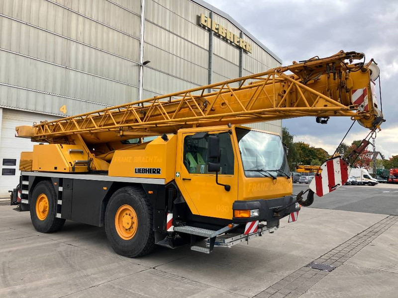 Liebherr LTM 1030-2 - رافعة لجميع التضاريس: صور 4 Liebherr LTM 1030-2 - رافعة لجميع التضاريس: صور 4