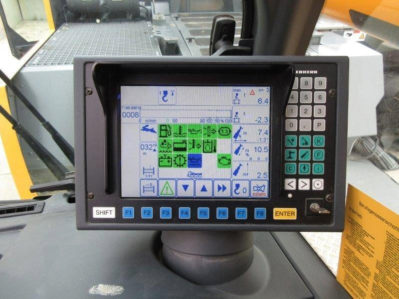 رافعة لجميع التضاريس Liebherr LTM 1040-2.1: صور 11 رافعة لجميع التضاريس Liebherr LTM 1040-2.1: صور 11