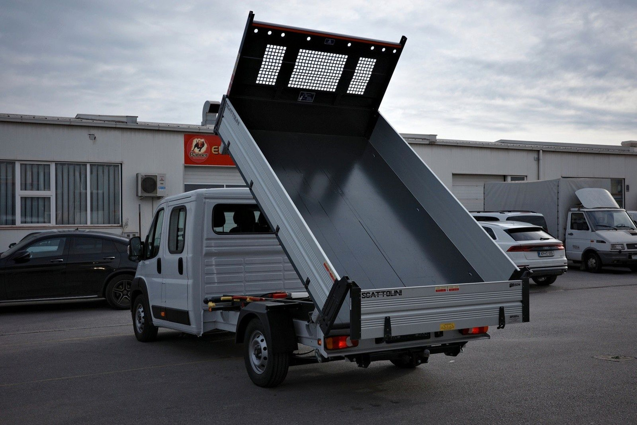 قلاب صغير, الشاحنات الصغيرة كابينة مزدوجة Fiat Ducato 35H Cabinato L4 DoKa 3-Seiten-Kipper 140: صور 6
