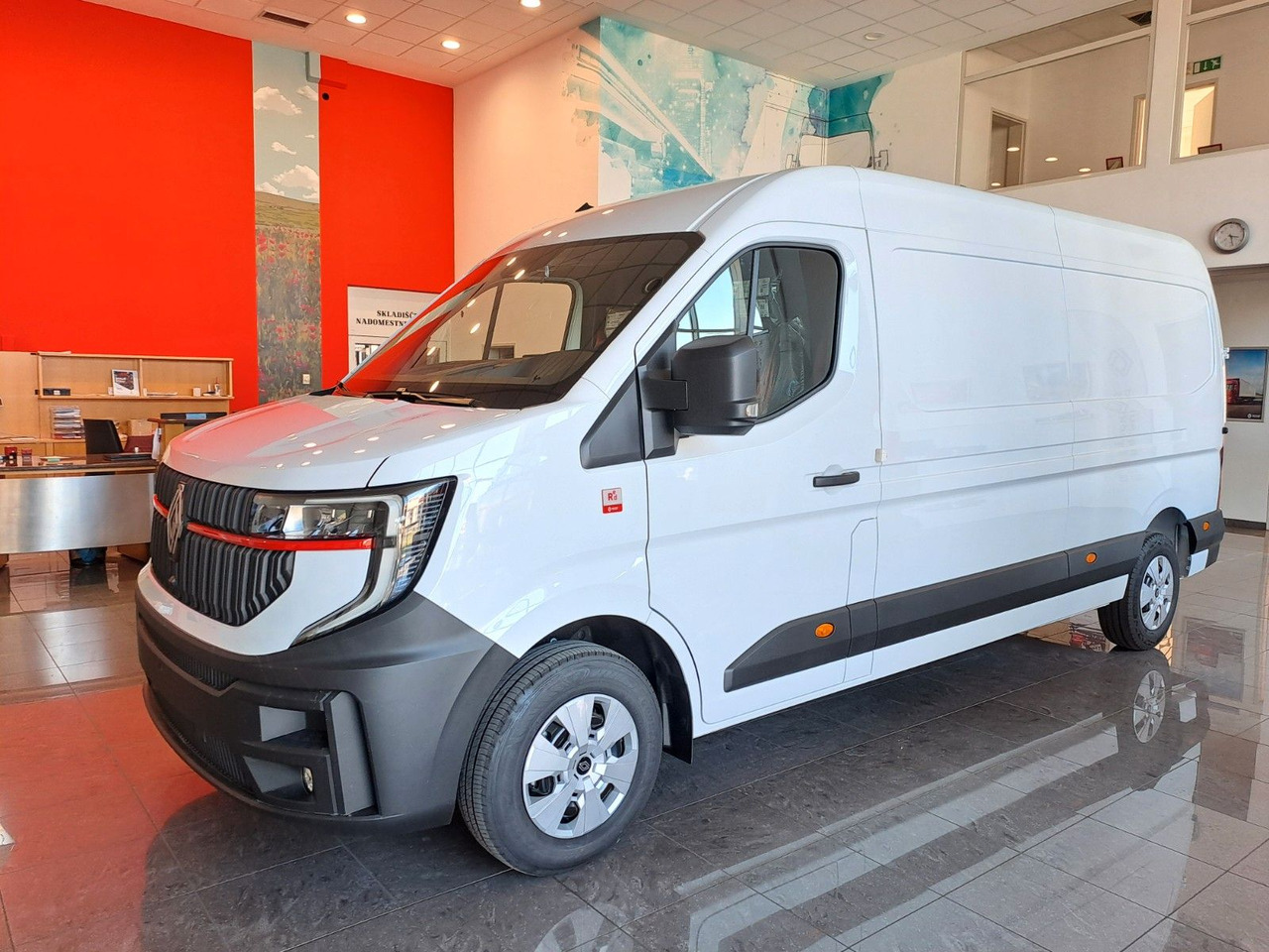 Renault Master L3H2 170 - NAV Klimaaut. Holzb. 270° - فان: صور 2 Renault Master L3H2 170 - NAV Klimaaut. Holzb. 270° - فان: صور 2