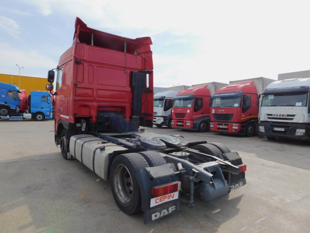 Daf Xf 105410 - شاحنة جرار: صور 4 Daf Xf 105410 - شاحنة جرار: صور 4
