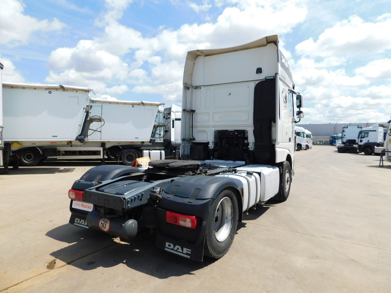 Daf Xf 460 ft - شاحنة جرار: صور 3 Daf Xf 460 ft - شاحنة جرار: صور 3