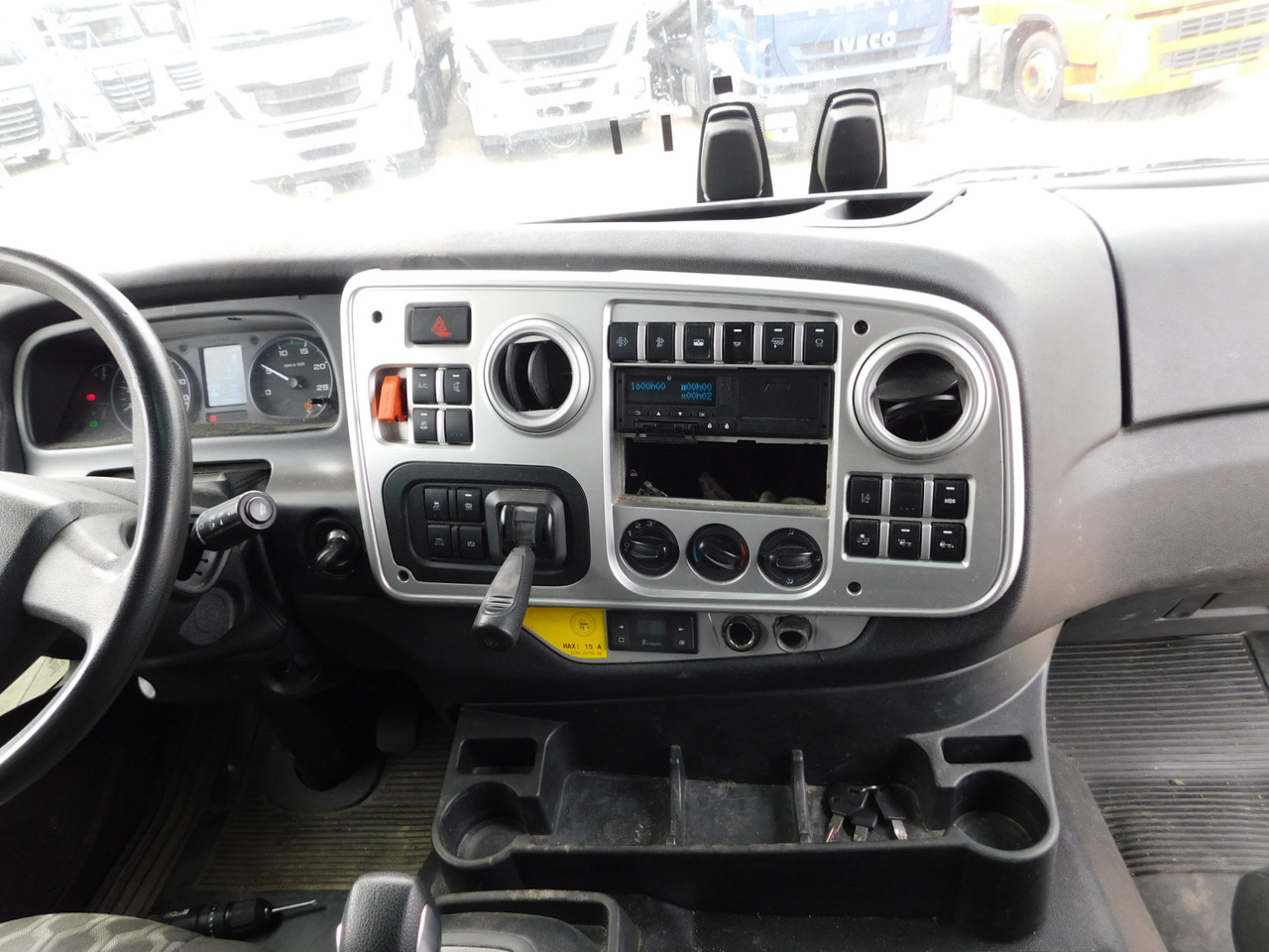 شاحنة جرار Ford 1848t 4x2 scab e6 12tx2620: صور 7