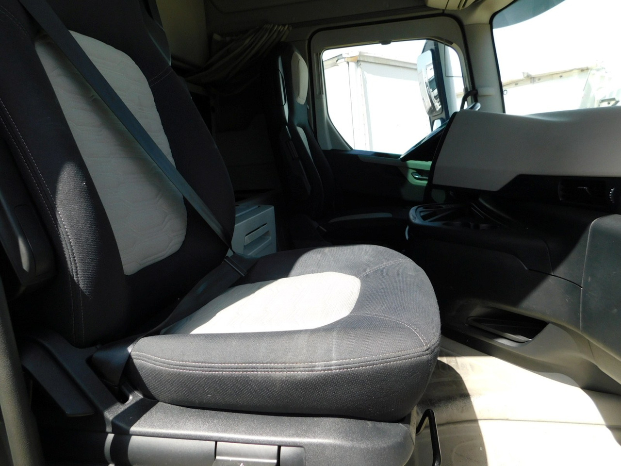 Ford F max chk1 - شاحنة جرار: صور 5 Ford F max chk1 - شاحنة جرار: صور 5