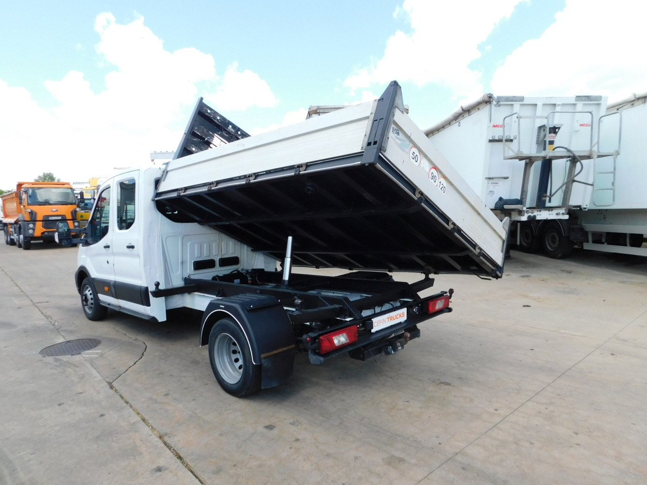 Ford Transit - قلاب صغير: صور 4 Ford Transit - قلاب صغير: صور 4