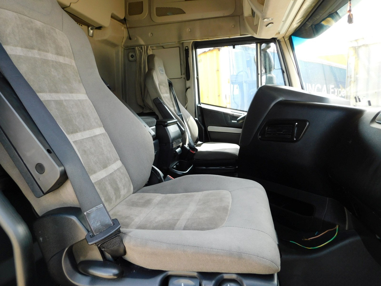 Iveco As440tp - شاحنة جرار: صور 5 Iveco As440tp - شاحنة جرار: صور 5