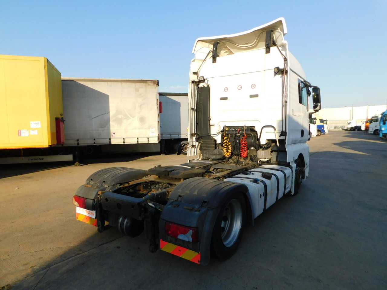 Man Tgx 18440 - شاحنة جرار: صور 3 Man Tgx 18440 - شاحنة جرار: صور 3