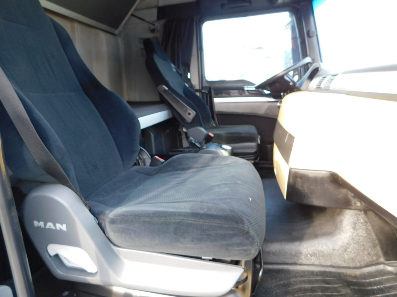 Man Tgx 18440 - شاحنة جرار: صور 5 Man Tgx 18440 - شاحنة جرار: صور 5
