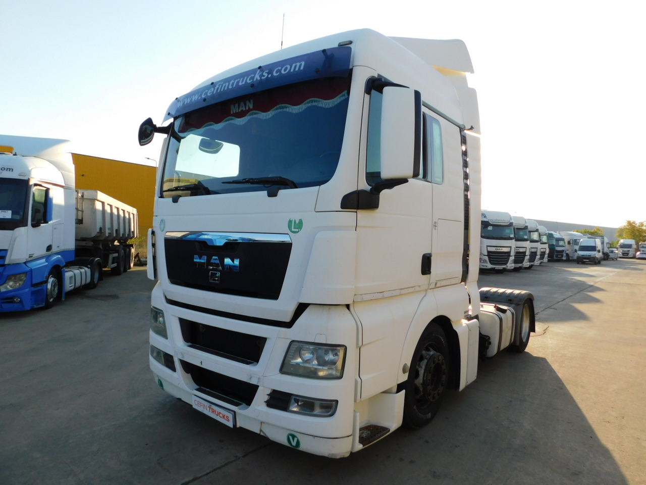 Man Tgx 18440 - شاحنة جرار: صور 1 Man Tgx 18440 - شاحنة جرار: صور 1