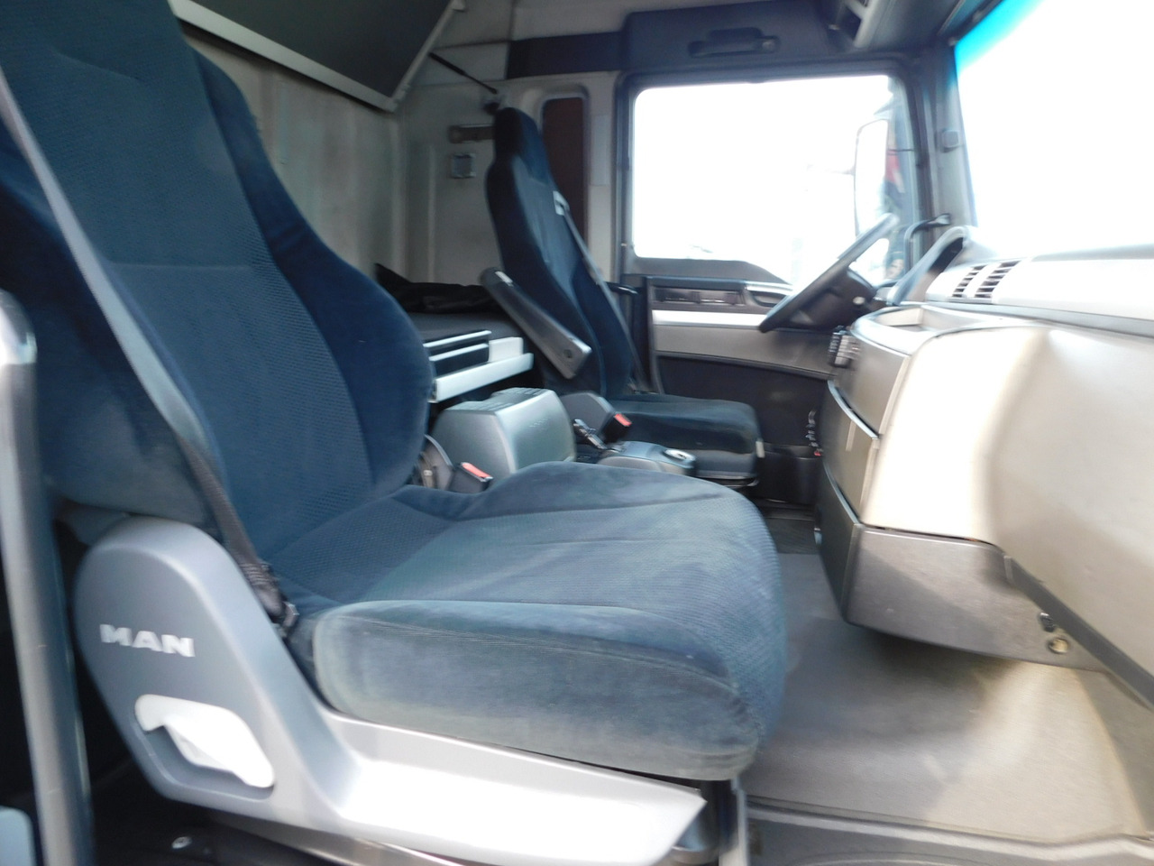Man Tgx 18440 - شاحنة جرار: صور 5 Man Tgx 18440 - شاحنة جرار: صور 5