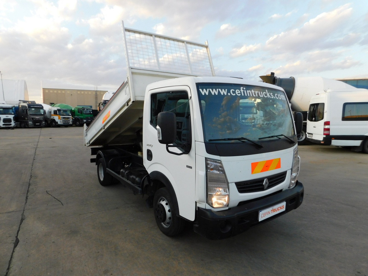 Renault Maxity - أخرى: صور 2 Renault Maxity - أخرى: صور 2