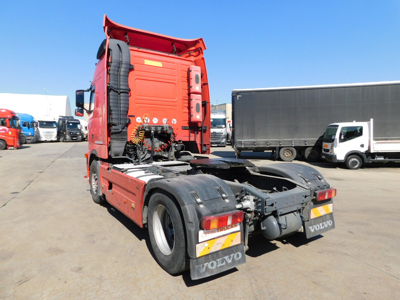 Volvo Fh 12 420 fh42 tb - شاحنة جرار: صور 4 Volvo Fh 12 420 fh42 tb - شاحنة جرار: صور 4