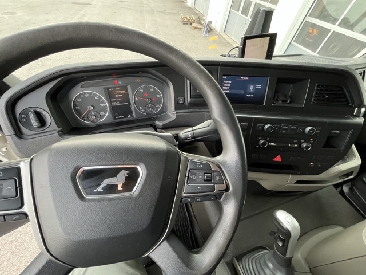 MAN TGS 26.360 6x2-4 LL Euro6 Klima AHK Luftfeder - الشاسيه شاحنة: صور 2 MAN TGS 26.360 6x2-4 LL Euro6 Klima AHK Luftfeder - الشاسيه شاحنة: صور 2