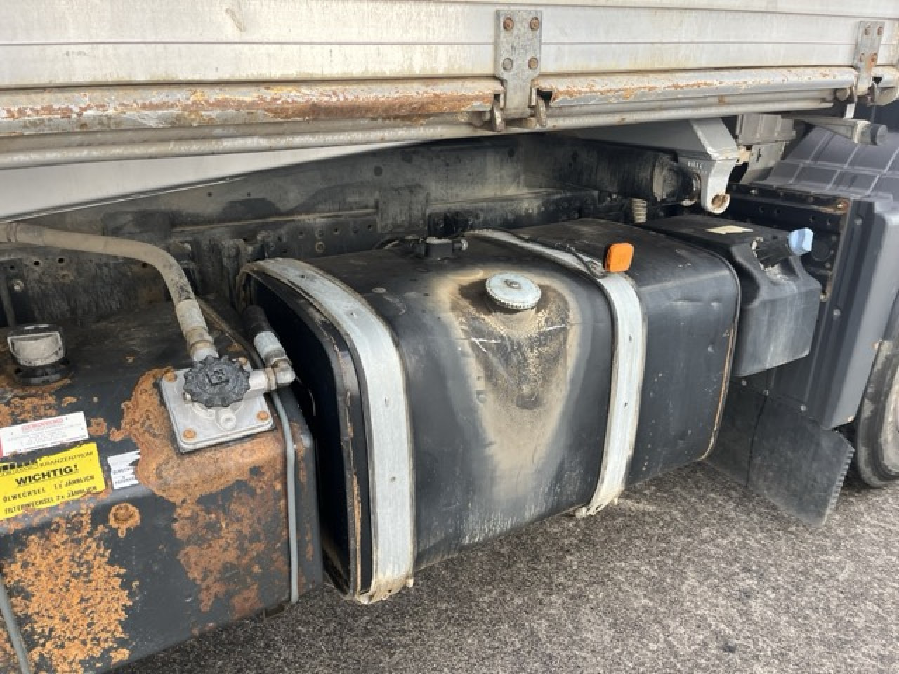 MAN TGS 33.440 6x4 BB mit Heckkran HIAB 166ES-4 Euro5 - قلابات, شاحنة كرين: صور 2 MAN TGS 33.440 6x4 BB mit Heckkran HIAB 166ES-4 Euro5 - قلابات, شاحنة كرين: صور 2