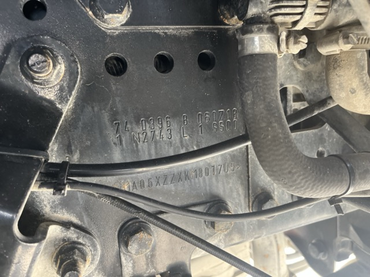 MAN TGX 18.460 4x2 BLS mit Kipphydraulik Euro6 Klima - شاحنة جرار: صور 5 MAN TGX 18.460 4x2 BLS mit Kipphydraulik Euro6 Klima - شاحنة جرار: صور 5