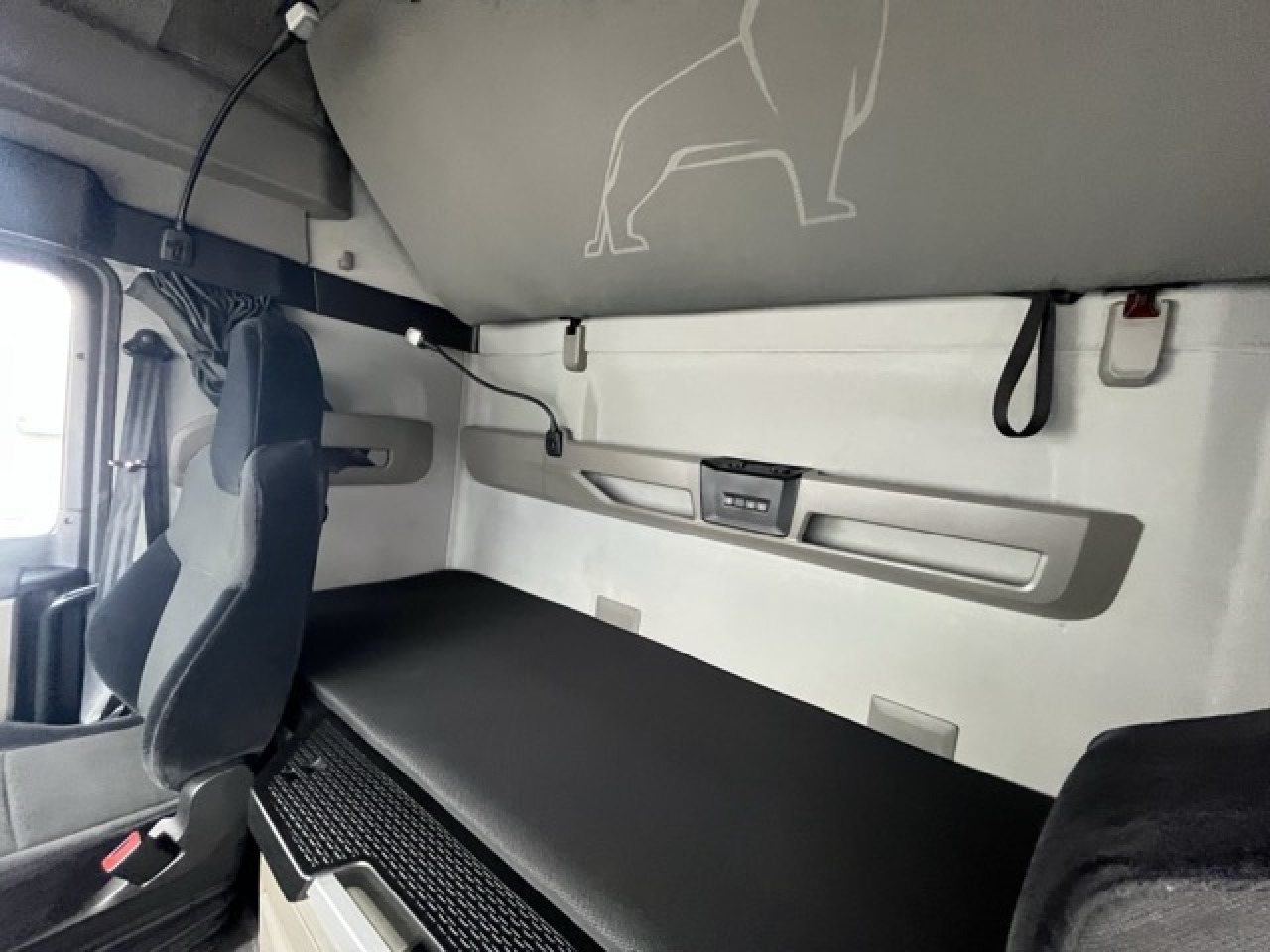 MAN TGX 18.510 4x2 LL SA Euro6 Retarder Klima ZV - شاحنة جرار: صور 2 MAN TGX 18.510 4x2 LL SA Euro6 Retarder Klima ZV - شاحنة جرار: صور 2