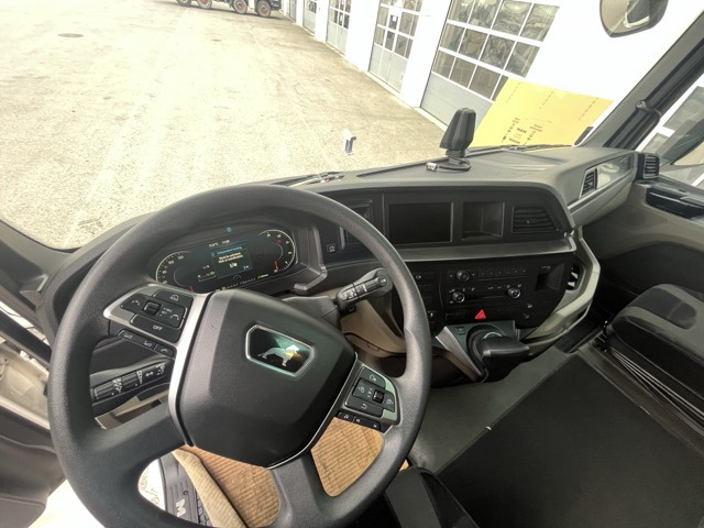 MAN TGX 18.510 4x2 LLS Euro6 Intarder Klima Luftfeder - شاحنة جرار: صور 2 MAN TGX 18.510 4x2 LLS Euro6 Intarder Klima Luftfeder - شاحنة جرار: صور 2