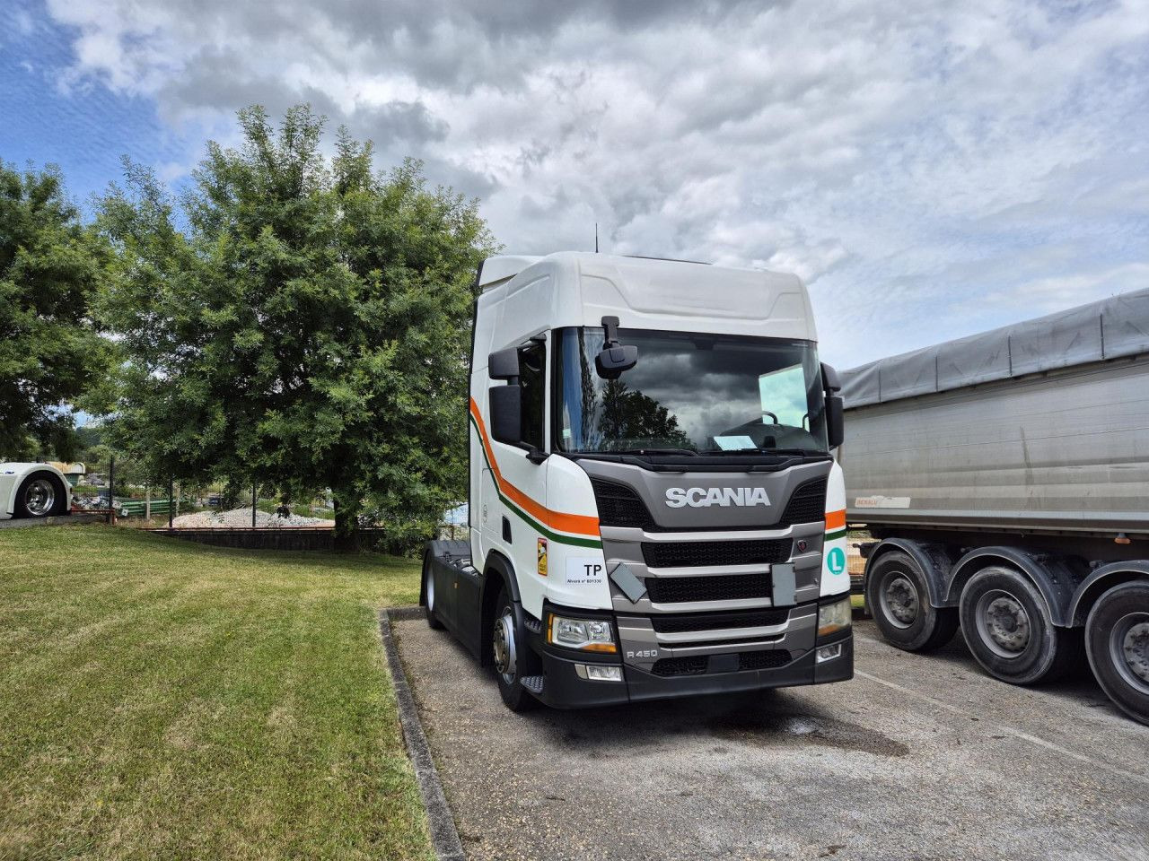 Scania R 450 - شاحنة جرار: صور 1 Scania R 450 - شاحنة جرار: صور 1