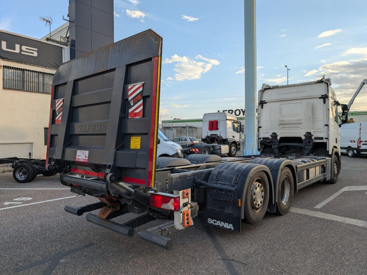 Scania R 450 - شاحنة جرار: صور 4 Scania R 450 - شاحنة جرار: صور 4