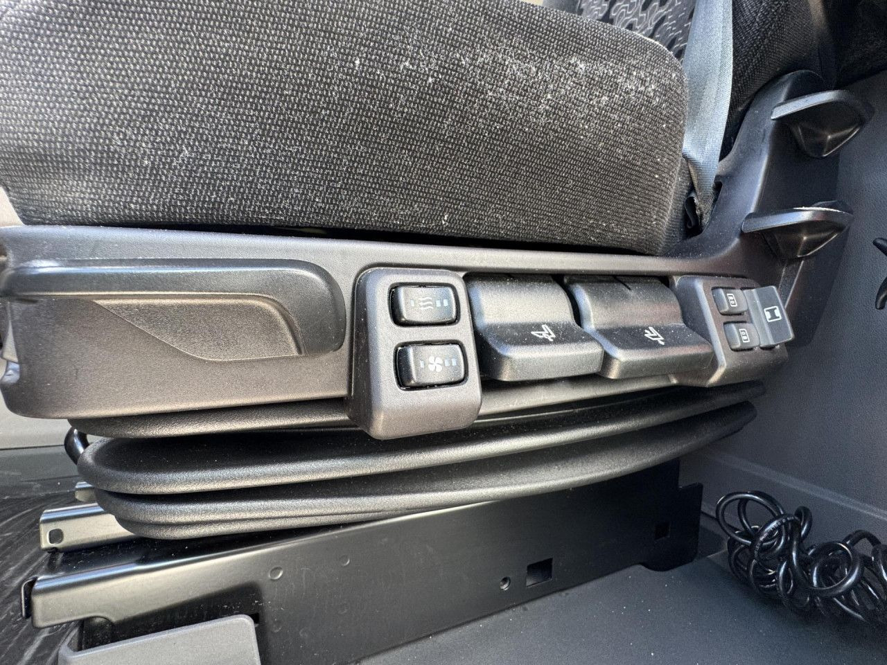 شاحنة جرار Scania S 500: صور 7