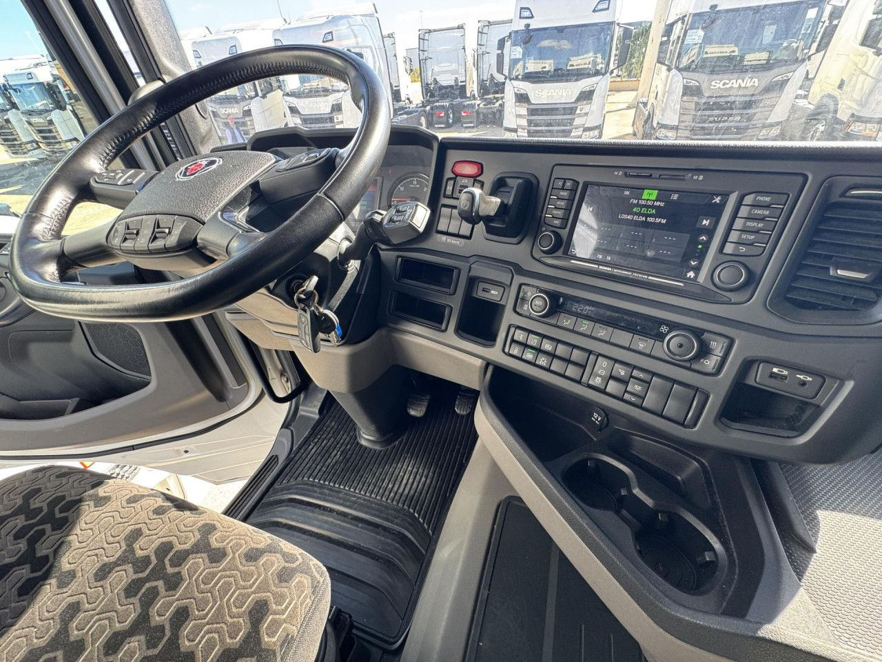 شاحنة جرار Scania S 500: صور 10