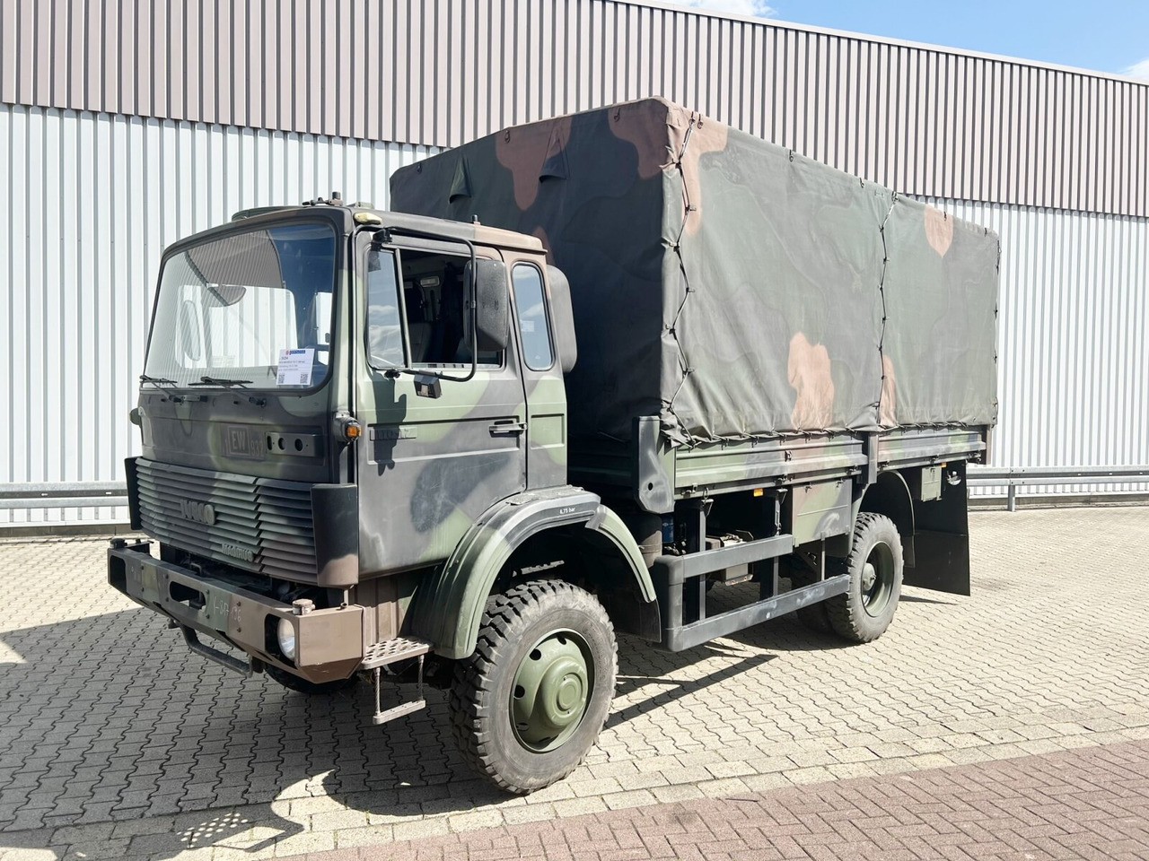 110-17 AW 4x4 110-17 AW 4x4, Ex-, Küche - شاحنة ستارة: صور 1 110-17 AW 4x4 110-17 AW 4x4, Ex-, Küche - شاحنة ستارة: صور 1