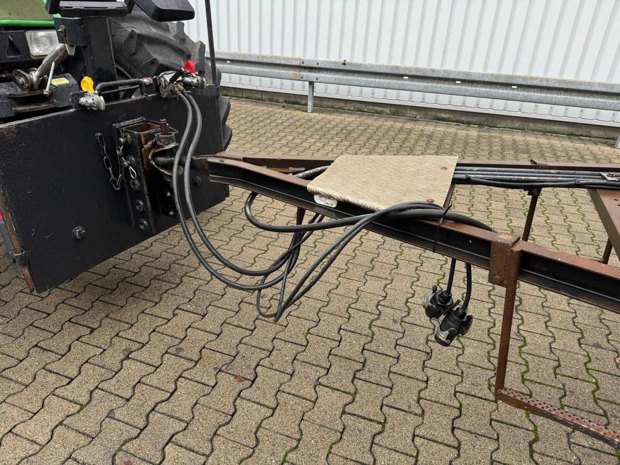 3-Seiten-Kippanhänger HEUSER 3-Seiten-Kippanhänger - قلابة مقطورة: صور 2 3-Seiten-Kippanhänger HEUSER 3-Seiten-Kippanhänger - قلابة مقطورة: صور 2