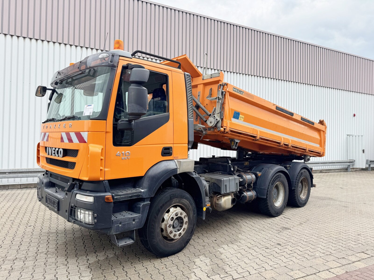 AD260T41 6x4 AD260T41 6x4, EEV - قلابات: صور 1 AD260T41 6x4 AD260T41 6x4, EEV - قلابات: صور 1