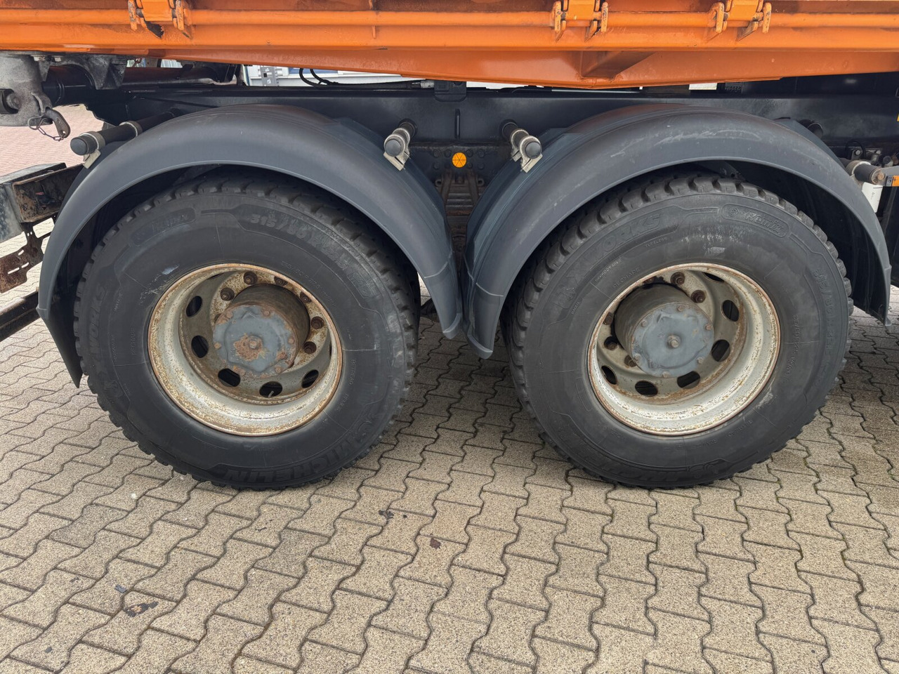 AD260T41 6x4 AD260T41 6x4, EEV - الشاسيه شاحنة: صور 4 AD260T41 6x4 AD260T41 6x4, EEV - الشاسيه شاحنة: صور 4