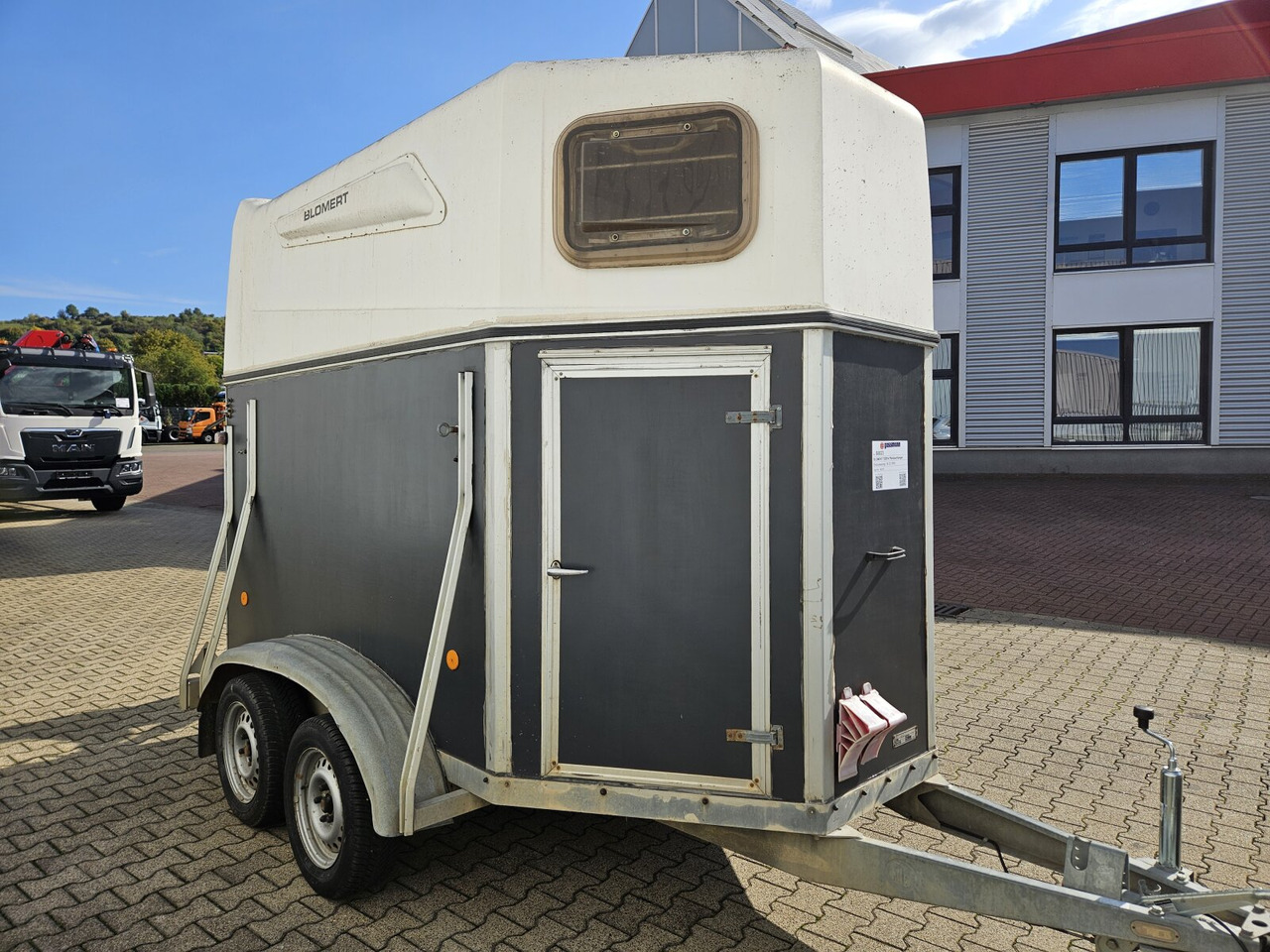 Blomert T2BPA Pferdeanhänger T2BPA Pferdeanhänger - عربة نقل خيل: صور 2 Blomert T2BPA Pferdeanhänger T2BPA Pferdeanhänger - عربة نقل خيل: صور 2