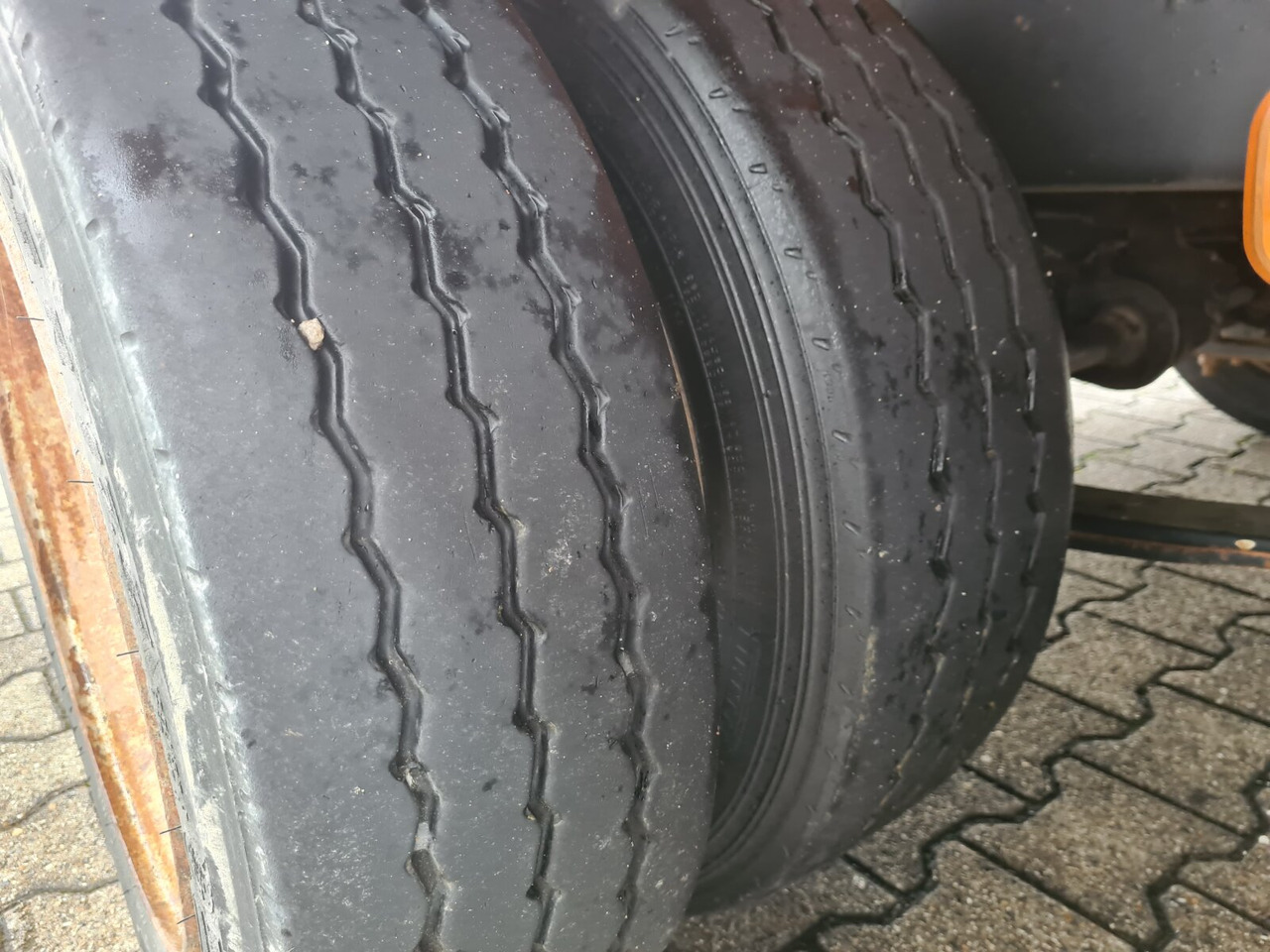 ETK-TA ETK-TA, hydr. Auffahrrampen - مقطورة لنقل المعدات: صور 3 ETK-TA ETK-TA, hydr. Auffahrrampen - مقطورة لنقل المعدات: صور 3